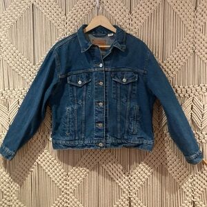 Levi’s Classic Jean Trucker Jacket